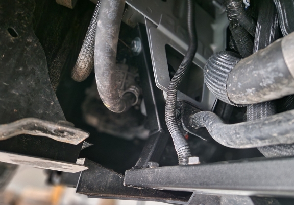 Aluminium motor, kapcsolószekrény védőlemez Renault Trafic