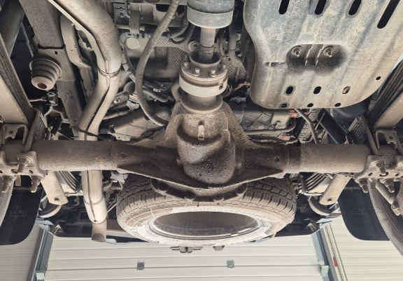 Acél hátsó differenciálmű védőlemez Ford Ranger