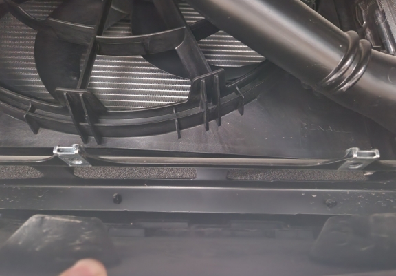 Aluminium motor, kapcsolószekrény védőlemez Nissan X-Trail T33