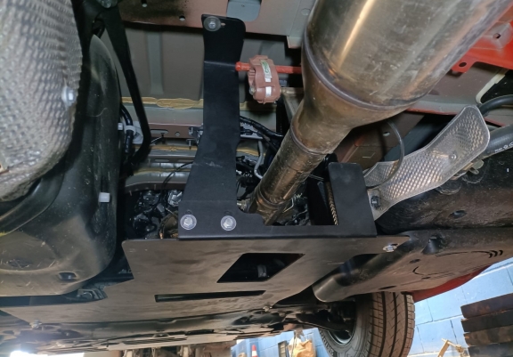 Katalizátor lopásgátló (CAT/LOCK) Nissan Interstar