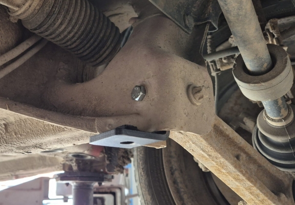 Motor, karter- védő acéllemez Suzuki Ignis
